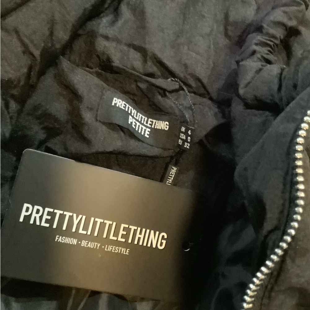 Pretty Little Thing Black Puffer oversized Jacket 4 - Picture 3 of 6